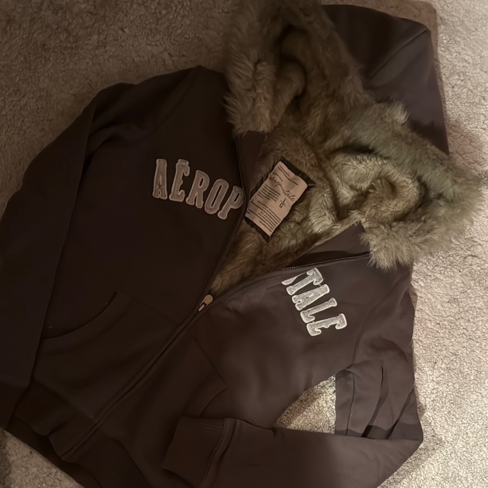 Aeropostale Brown Fur-Lined Hoodie vintage